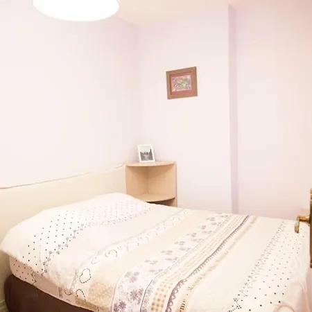 Spacious, Modern, Equipped Apt In République *
