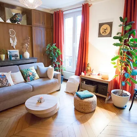Spacious, Modern, Equipped Apt In République